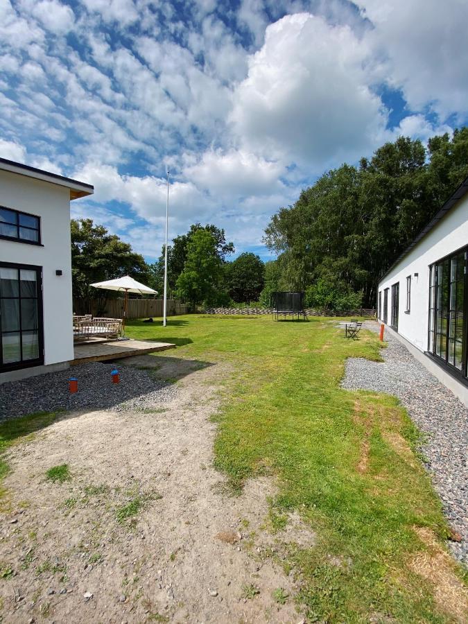 Guesthouse, Not Even A Minute Walk To The Ocean Kullavik Bagian luar foto